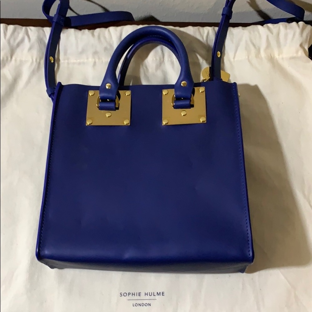 Classy blue purse